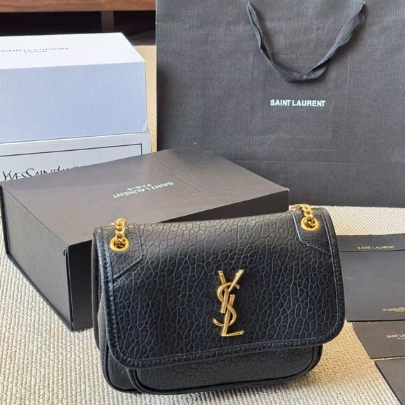 Classic YVES Bag: A Stylish and Versatile Choice for Elegance - Picture 8 of 13